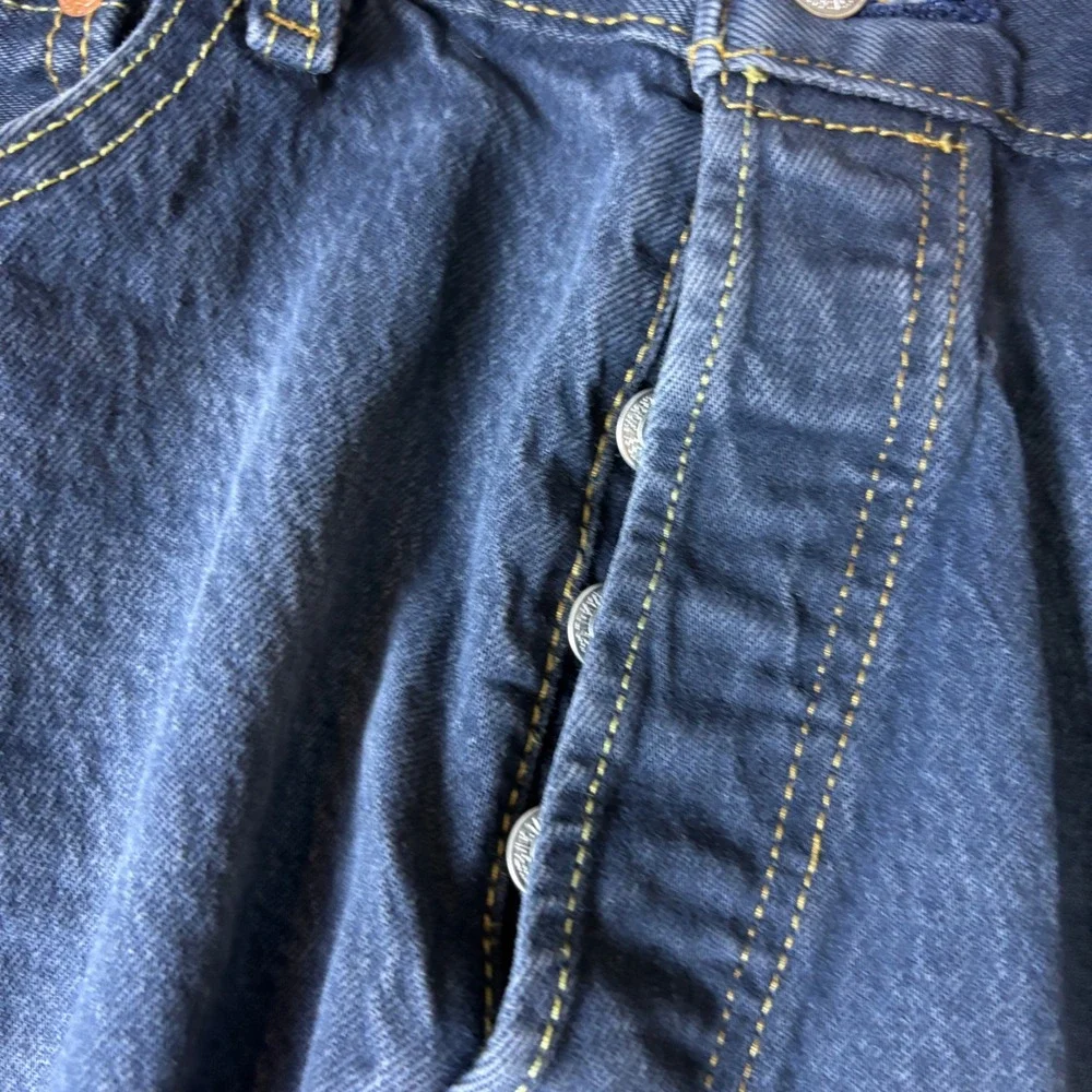 Levi's Jeans Men 34x32 501‎ Original Fit Faded Whiskered Blue Straight Leg Denim
